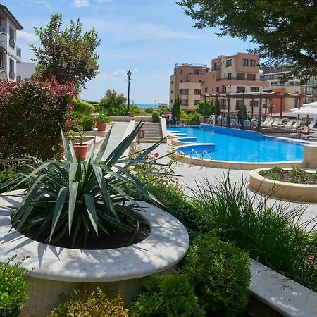 Hotel de apartamente Rose Gardens Boutique By Asteri 4*