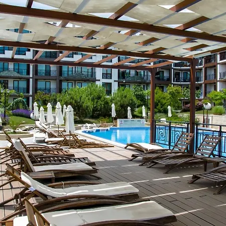Hotel de apartamente Rose Gardens Boutique By Asteri 4*